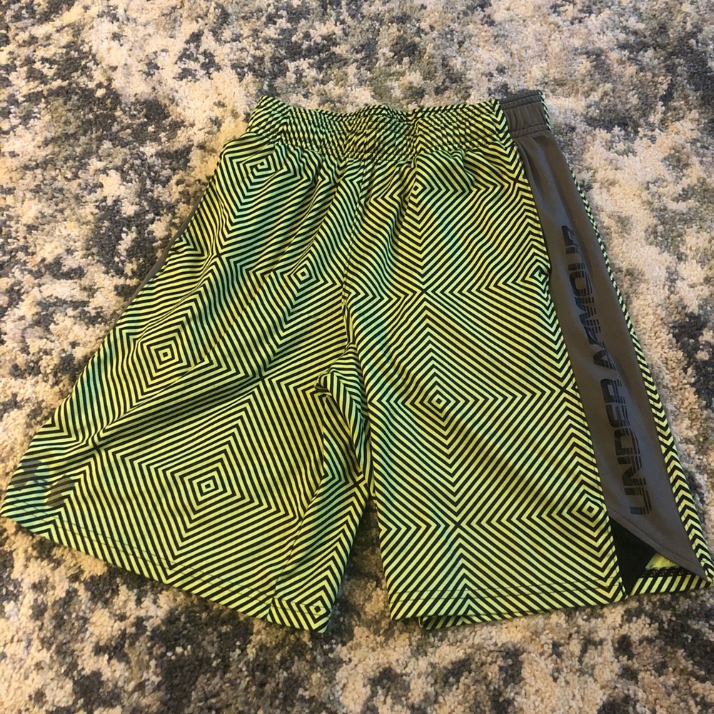 Under Armor Neon Shorts